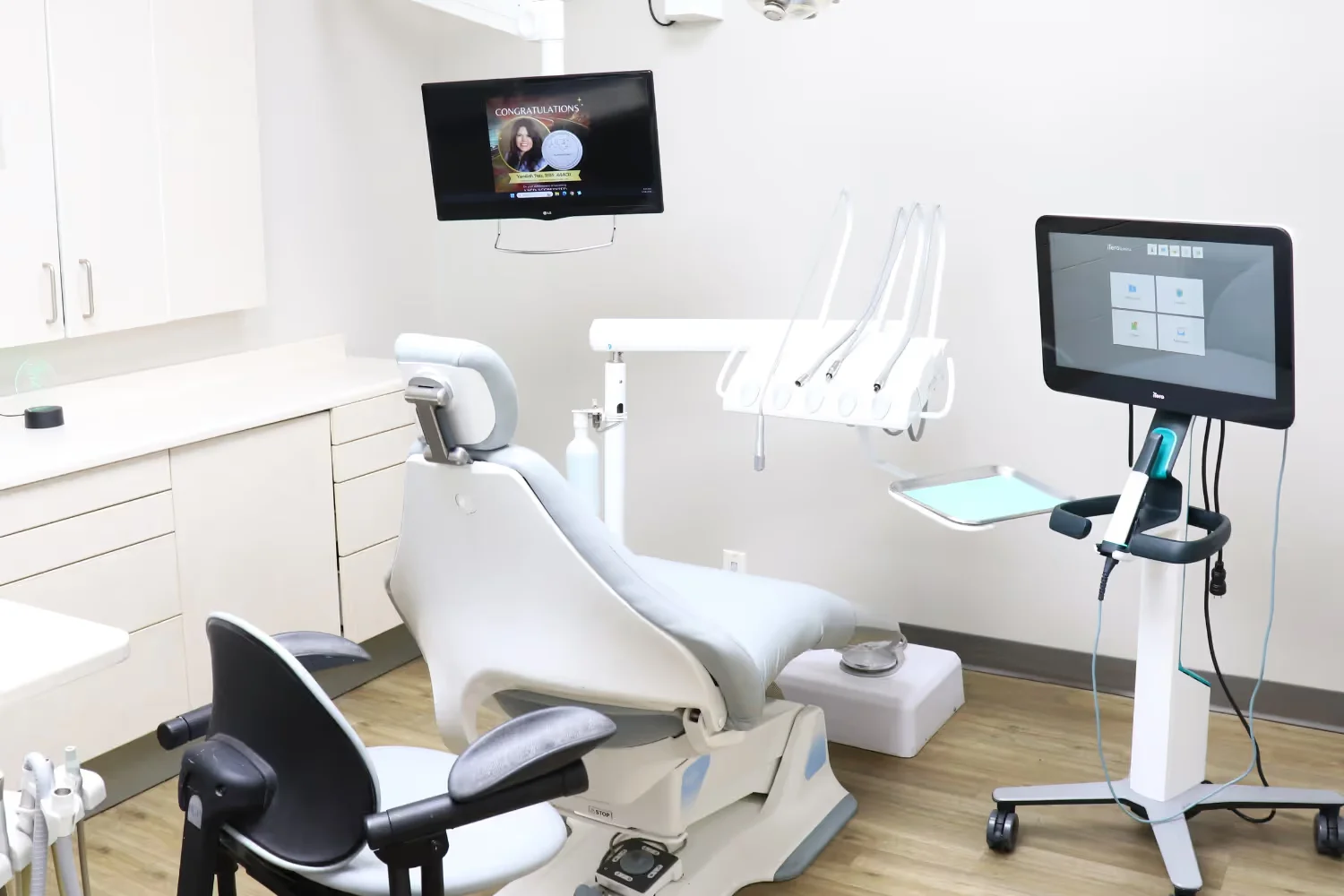 our_office_01